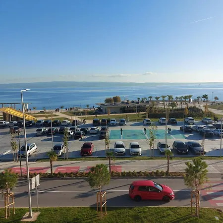 Beach Dagama Апартаменты *